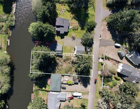552 Makah Avenue SE Ocean Shores WA 98569