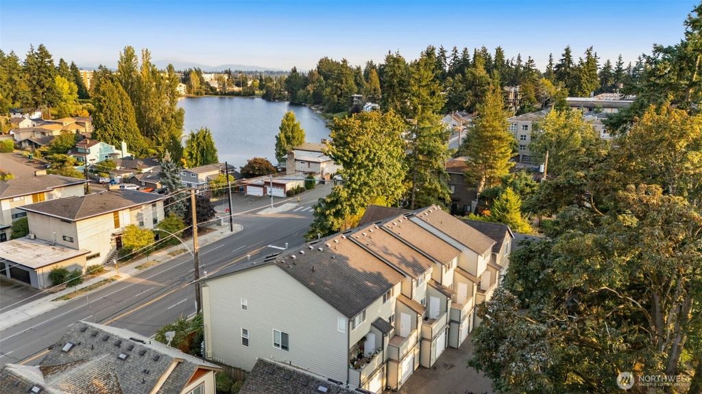 Photo of 13709 Greenwood Avenue N, Seattle, WA 98133 (MLS # 2366181)