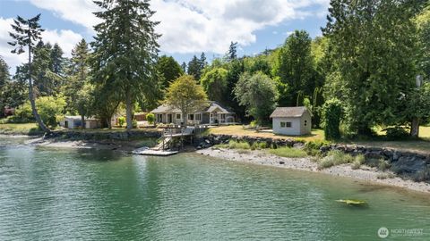 Photo of 16617 Delano Road SW, Lakebay, WA 98349 (MLS # 2402522)