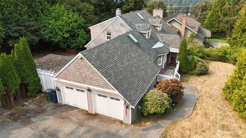 Photo of 13649 Main St St, Bellevue, WA 98005 (MLS # 2430998) Photo of 13649 Main St St, Bellevue, WA 98005 (MLS # 2430998)