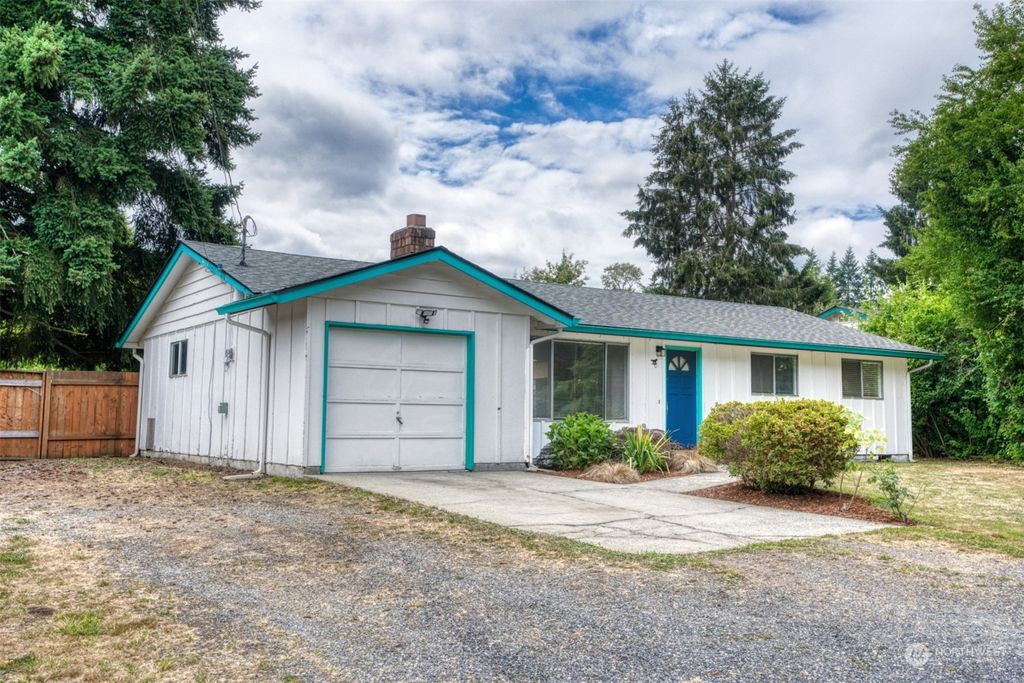 Photo of 8024 79th Avenue SE, Snohomish, WA 98290 (MLS # 2140151)