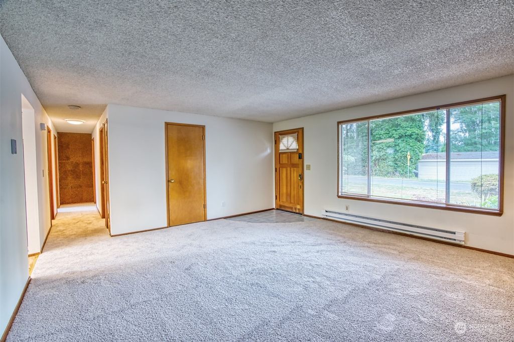Photo of 8024 79th Avenue SE, Snohomish, WA 98290 (MLS # 2140151)