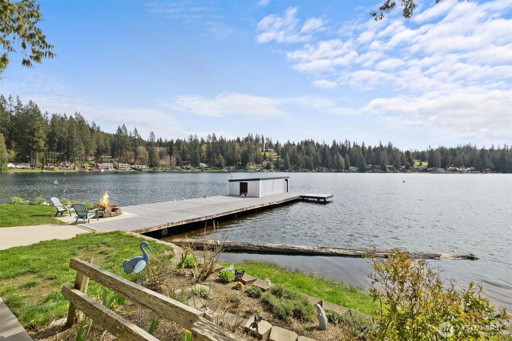 Photo of 23216 Gemmer Road, Snohomish, WA 98290 (MLS # 2353428)