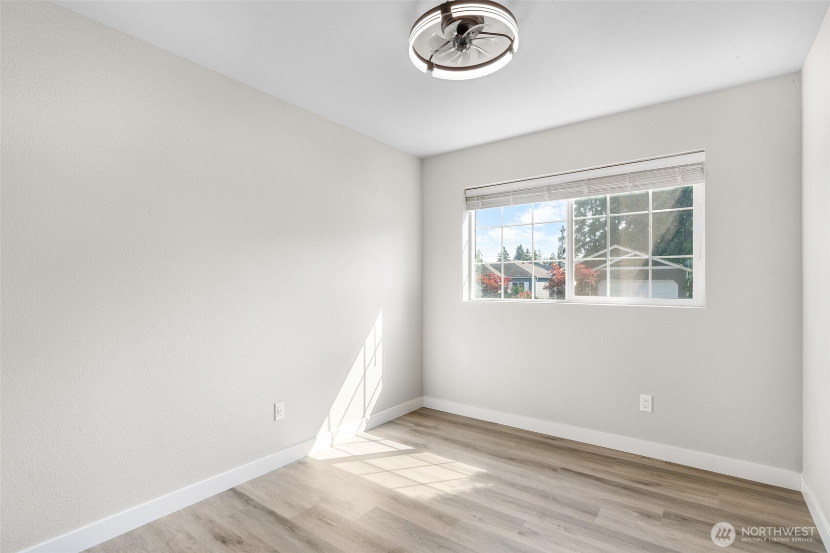 Spanaway, Washington 98387, United States, 3 Bedrooms Bedrooms, ,2 BathroomsBathrooms,Residential,Active,203959