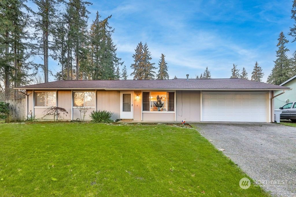 Photo of 26151 195th Place SE, Covington, WA 98042 (MLS # 2180264)