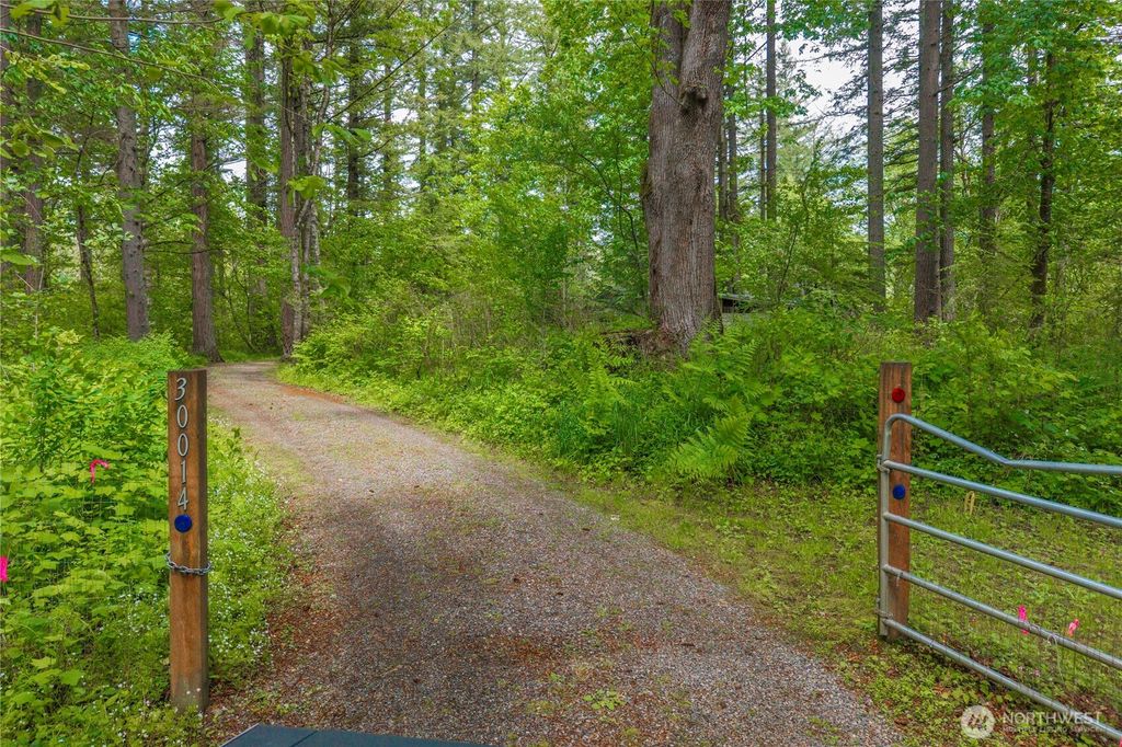Photo of 30014 312th Way SE, Ravensdale, WA 98051 (MLS # 2375550)
