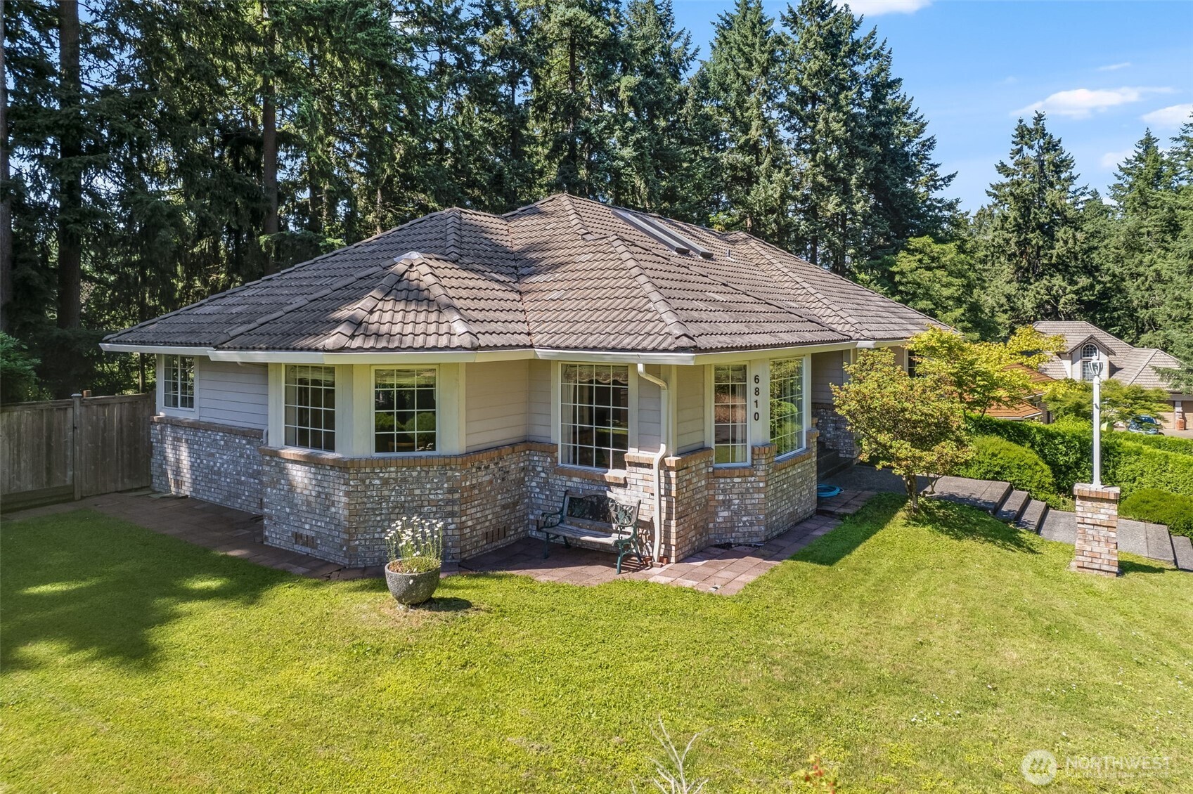 6810 65th Ave W