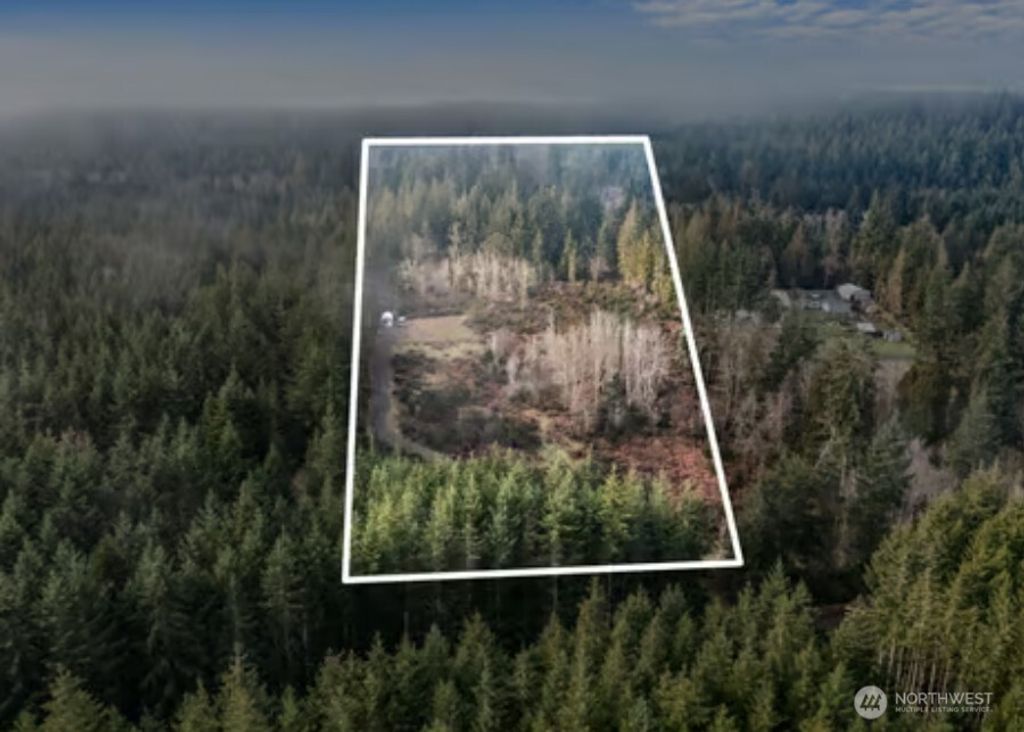 Photo of 2561 E Harstine Island Road N, Shelton, WA 98584 (MLS # 2476867)