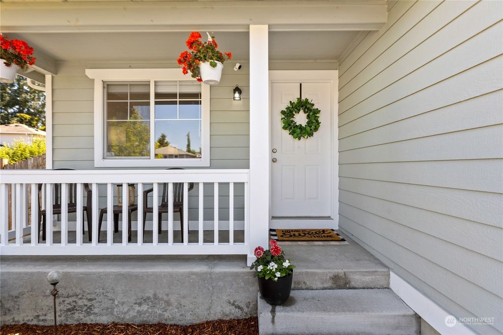 Photo of 4713 60th Drive NE, Marysville, WA 98270 (MLS # 2139617)