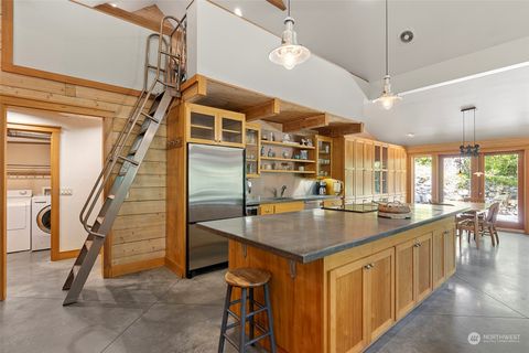 A home in Camano Island