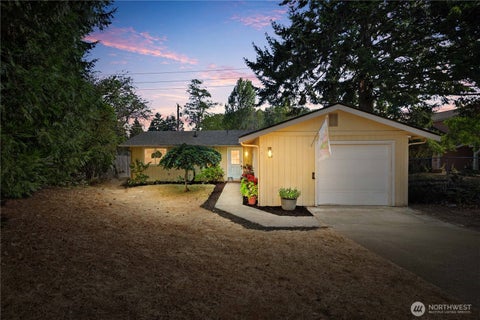 Photo of 6237 S Cheyenne Street, Tacoma, WA 98409 (MLS # 2572258)