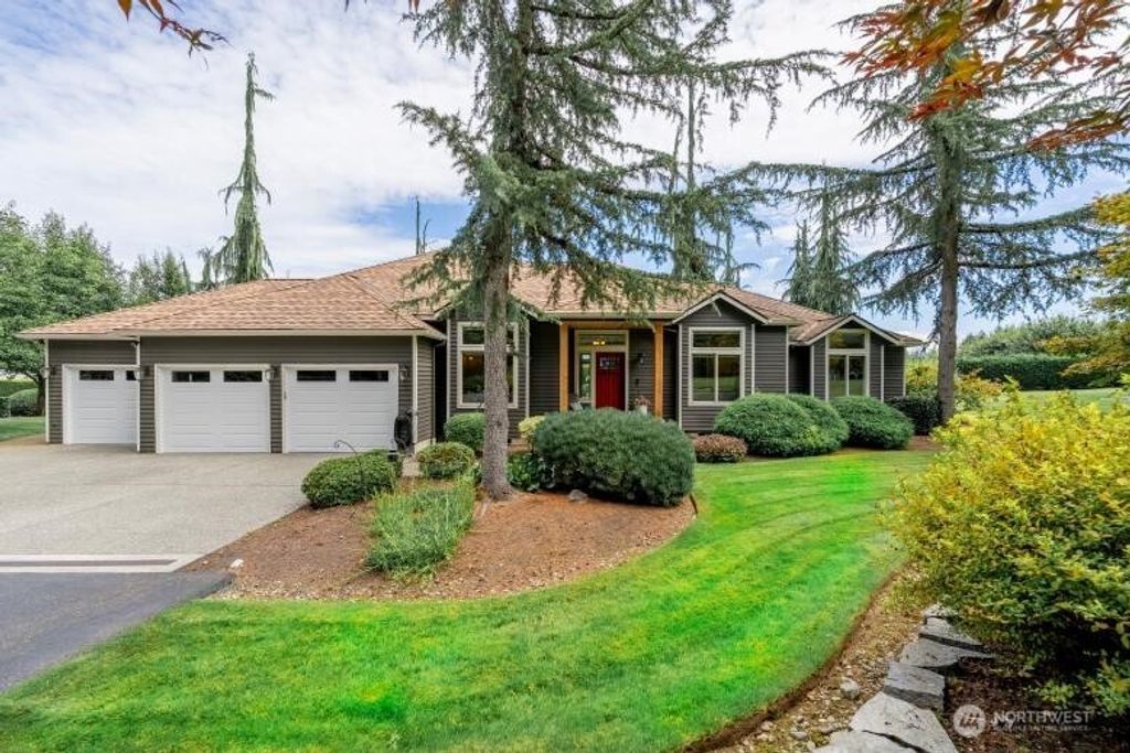 Photo of 11504 128TH Drive NE, Lake Stevens, WA 98258 (MLS # 2380224)
