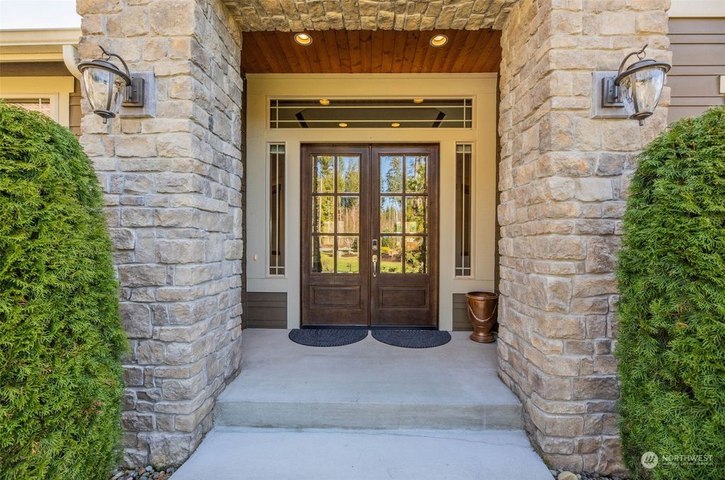 Photo of 11025 137th Avenue NE, Lake Stevens, WA 98258 (MLS # 2049574)