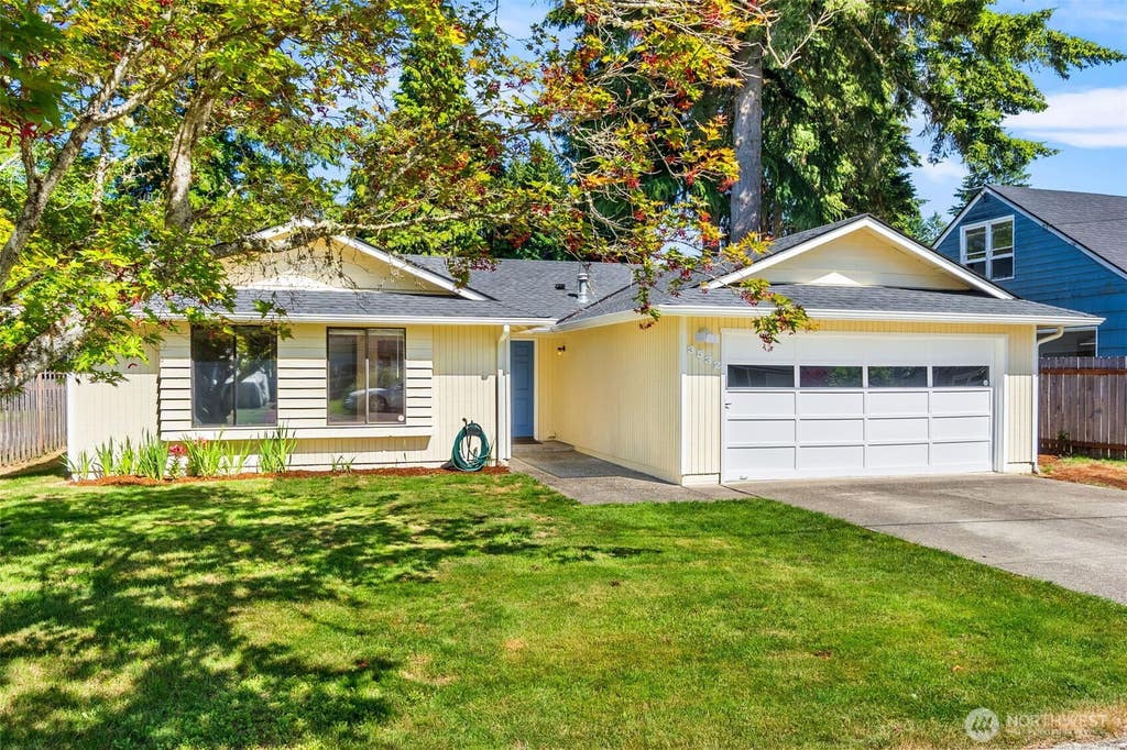 Photo of 3532 Quince Street SE, Tumwater, WA 98501 (MLS # 2541908)