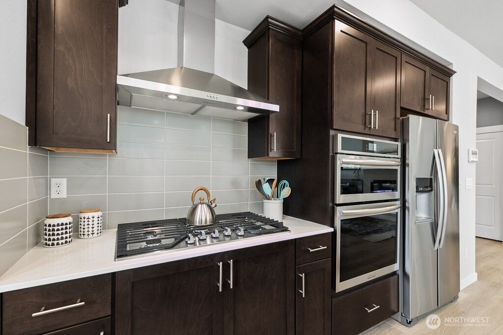 listing image 9361407734917117839