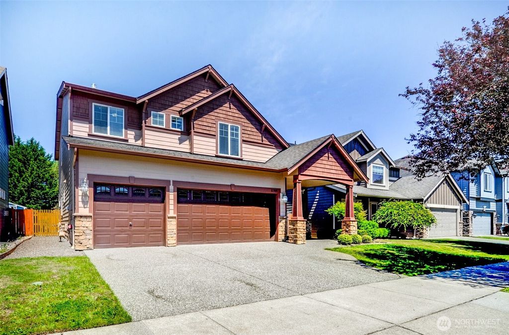 Photo of 5709 119th Place NE, Marysville, WA 98271 (MLS # 2522765)