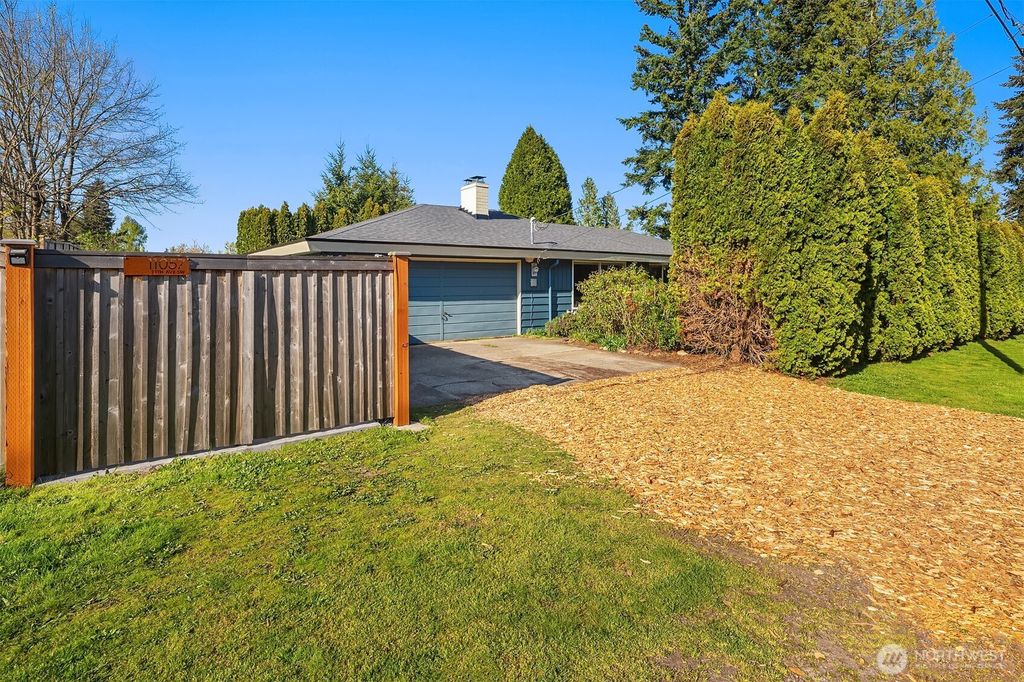 Photo of 11057 11th Avenue SW, Seattle, WA 98146 (MLS # 2358007)
