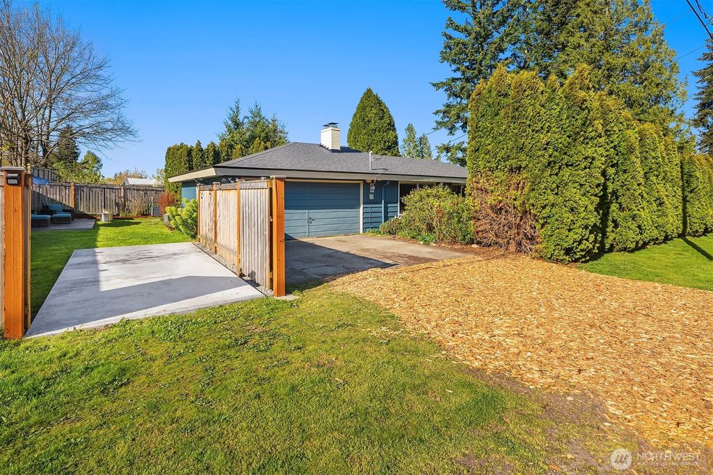 Photo of 11057 11th Avenue SW, Seattle, WA 98146 (MLS # 2358007)