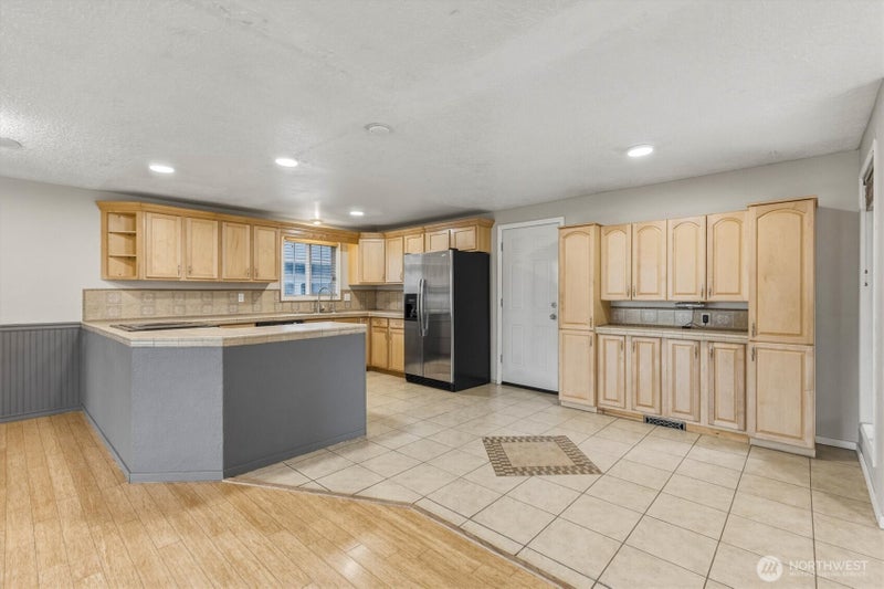 3273 Tori Lane