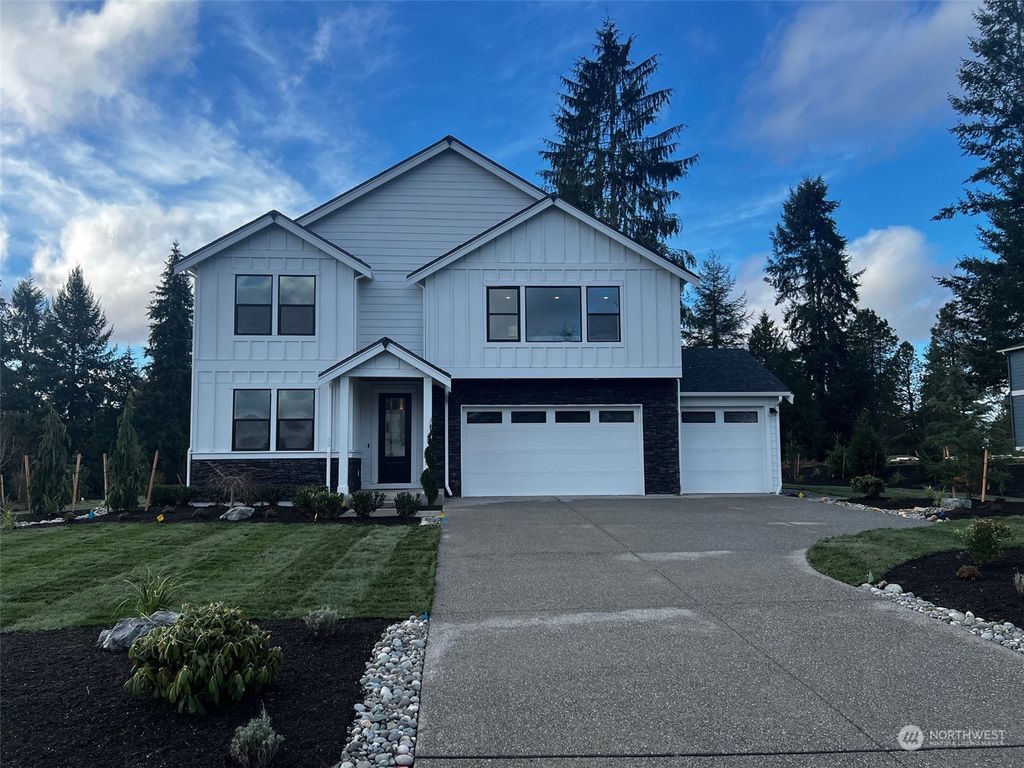 Photo of 13906 102nd Drive SE #5, Snohomish, WA 98296 (MLS # 2289575)