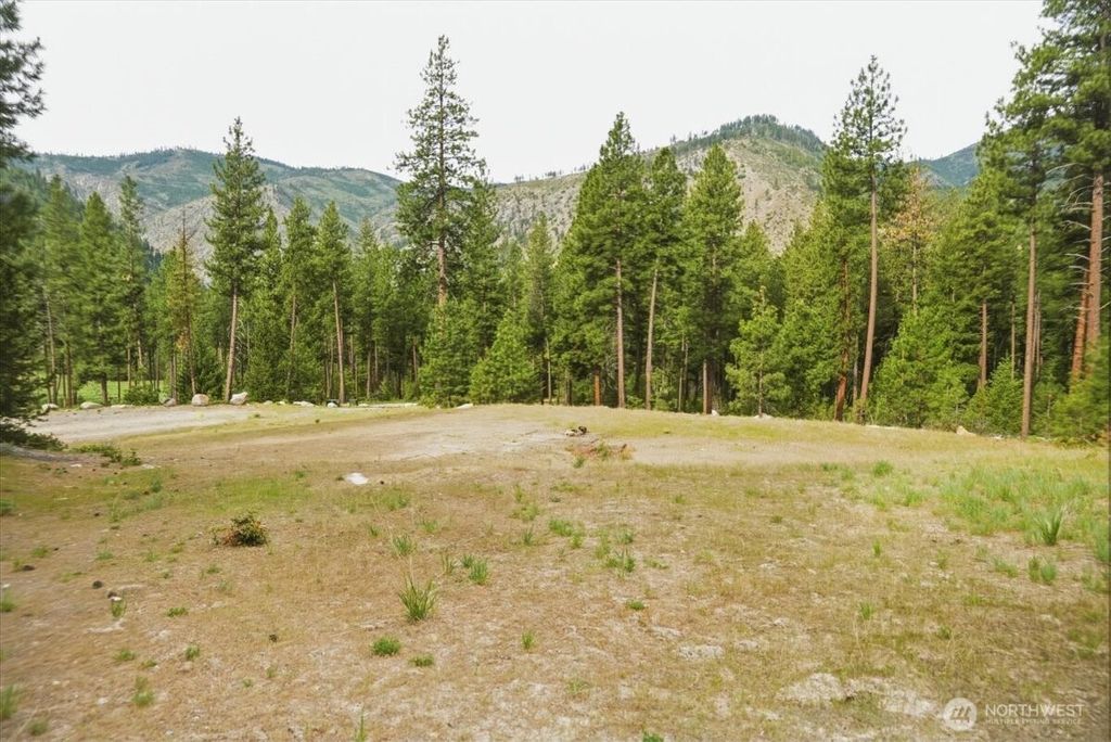Photo of 4 Lot Mossback Lane, Entiat, WA 98822 (MLS # 2521055)