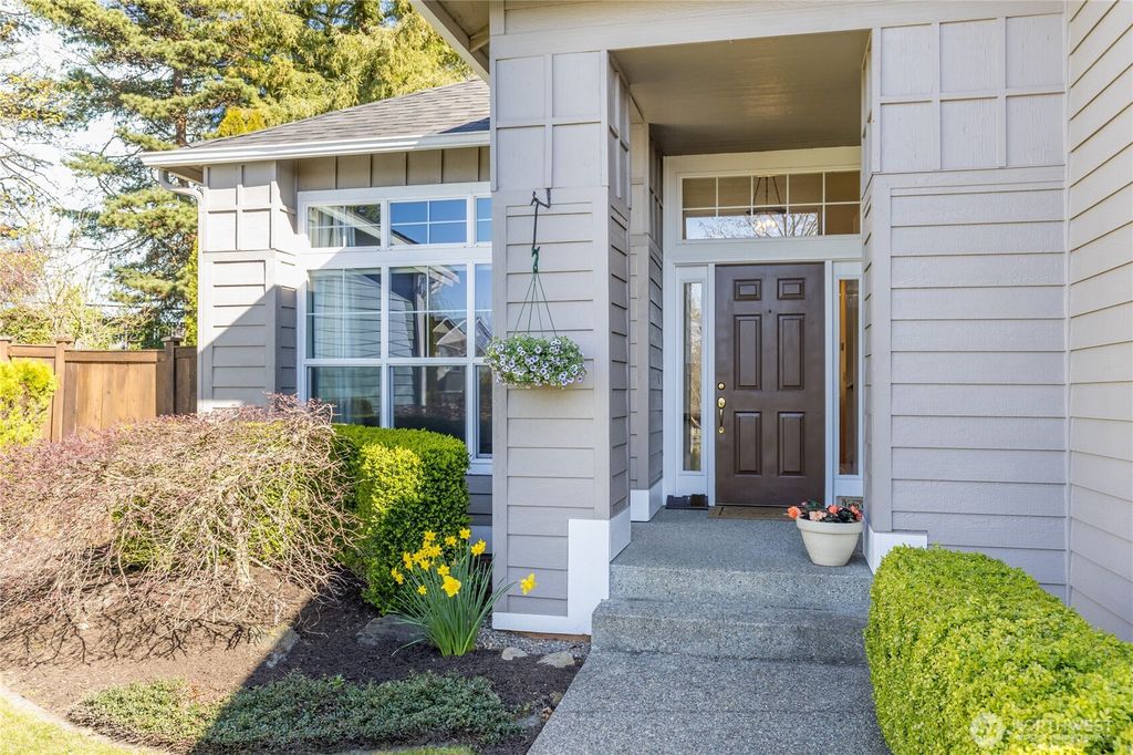 Photo of 13013 SE 305th Court, Auburn, WA 98092 (MLS # 2513313)