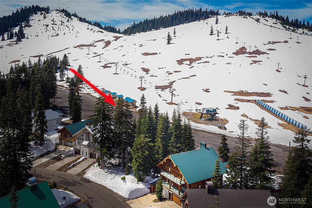 Photo of 3 C&amp;D Kendall Peak Way, Snoqualmie Pass, WA 98068 (MLS # 2559565)