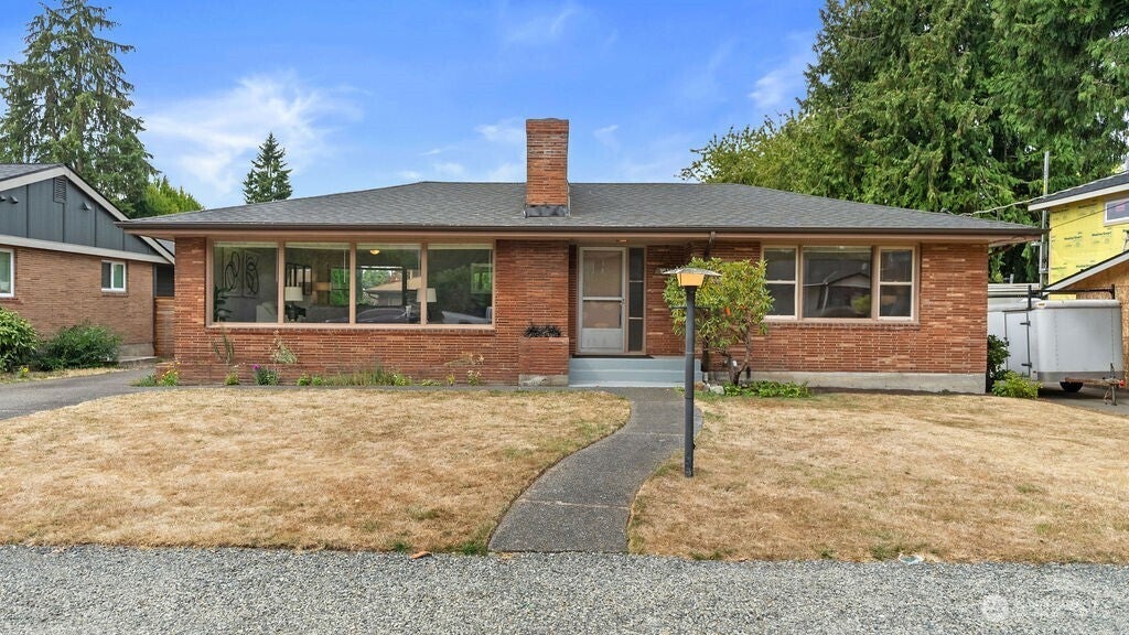 Photo of 9533 14th Avenue NW, Seattle, WA 98117 (MLS # 2572995)