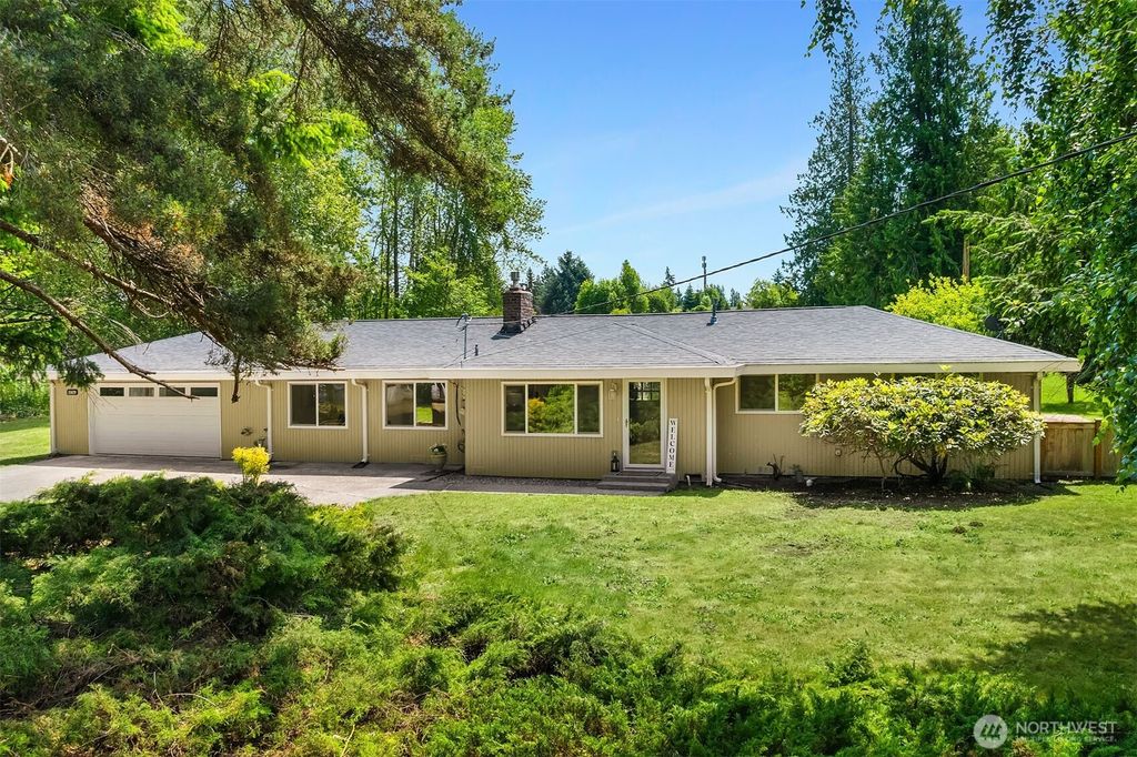Photo of 15629 SE 124th Street, Renton, WA 98059 (MLS # 2397483)