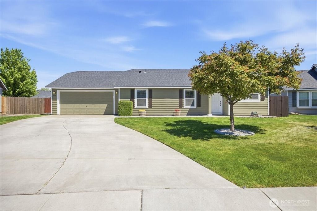 Photo of 5126 Monica Street, West Richland, WA 99353 (MLS # 2519600)