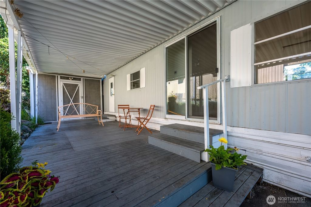 Photo of 23708 Locust Way #29, Bothell, WA 98102 (MLS # 2445560)