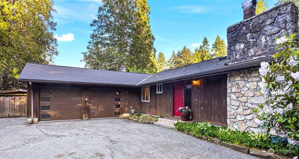 Photo of 18116 33rd Avenue NE, Lake Forest Park, WA 98155 (MLS # 2237956)