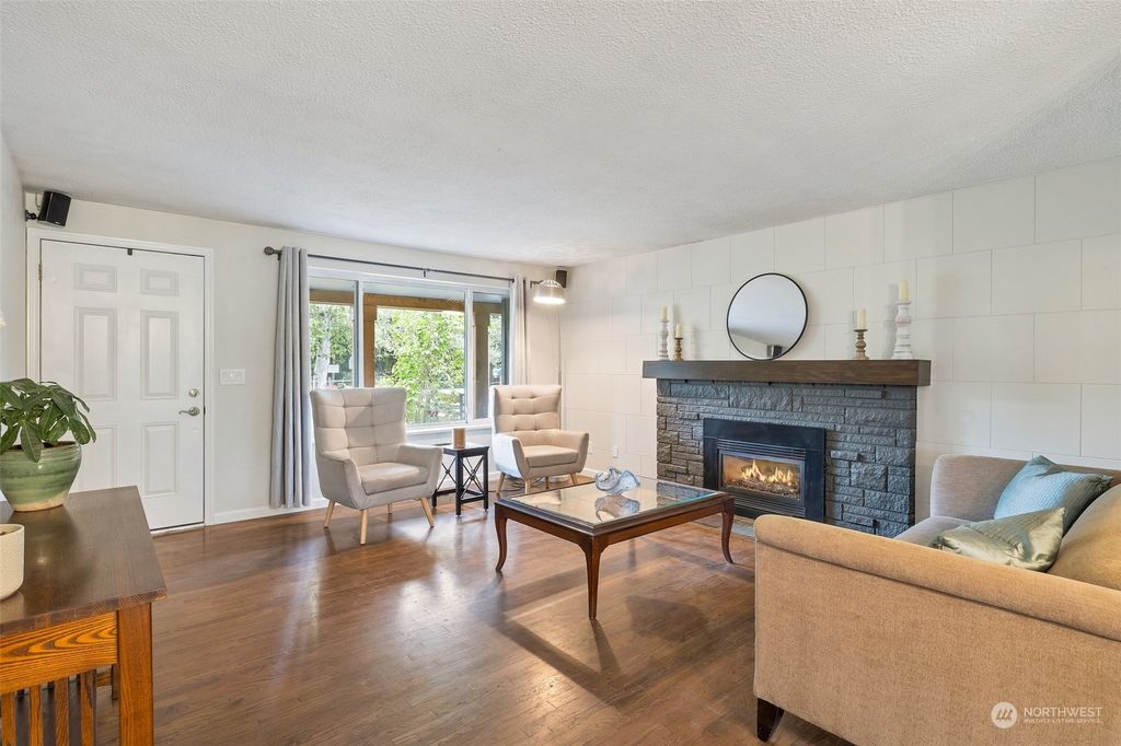listing image 9360046134217077662
