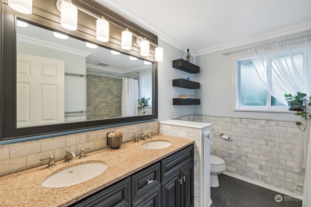 listing image 9369416835914023895
