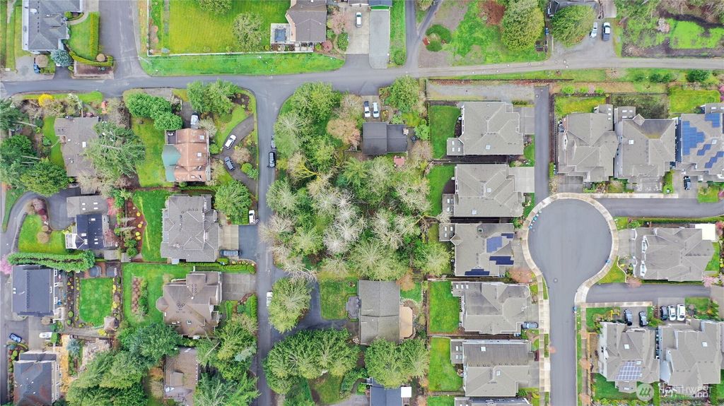 Photo of 246 211th Place NE, Sammamish, WA 98074 (MLS # 2464752)