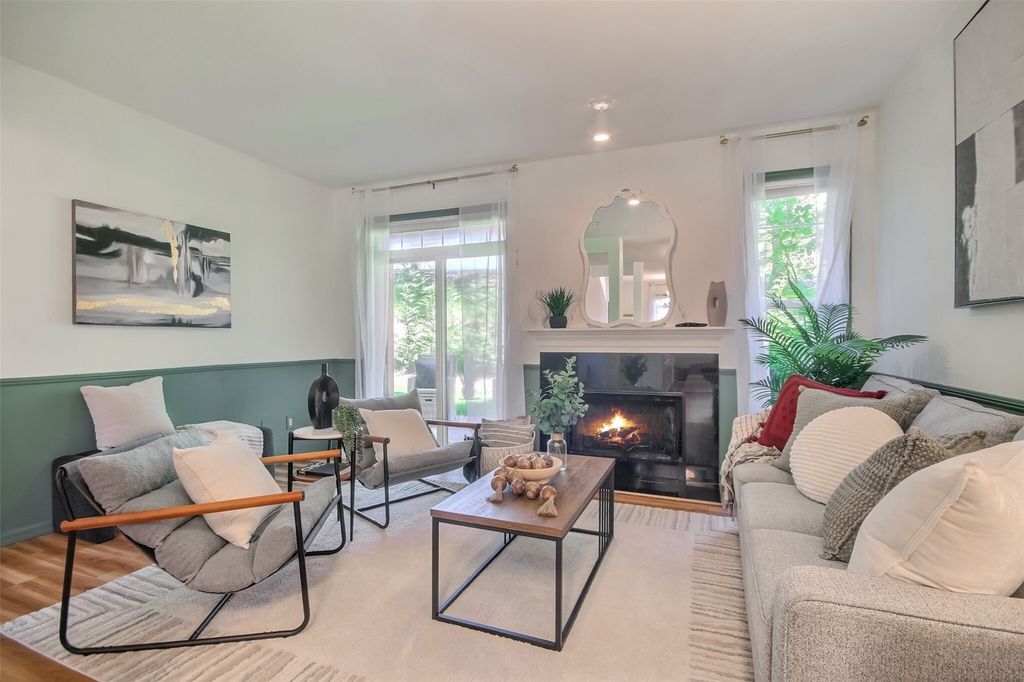 Photo of 14816 29th Avenue W #B102, Lynnwood, WA 98087 (MLS # 2385252)