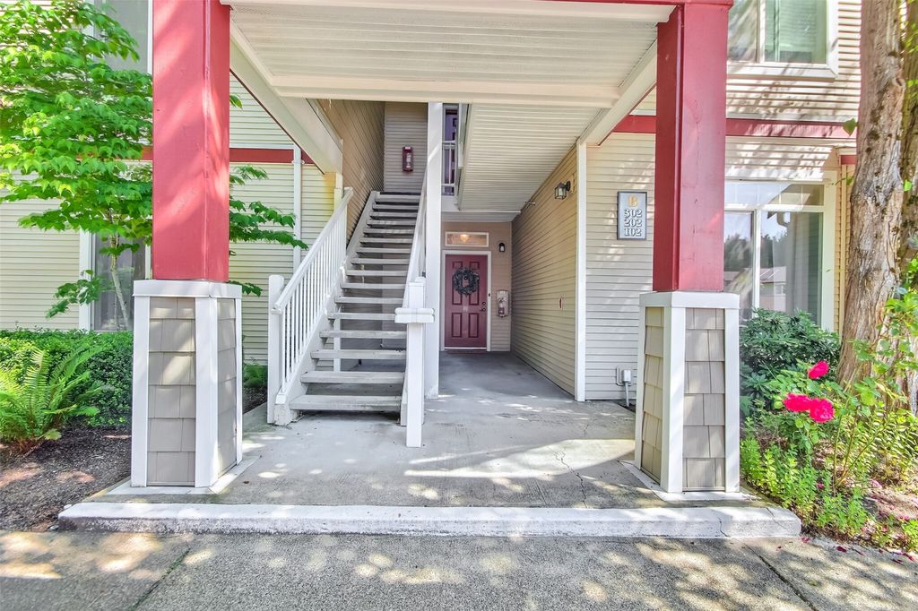 Photo of 14816 29th Avenue W #B102, Lynnwood, WA 98087 (MLS # 2385252)
