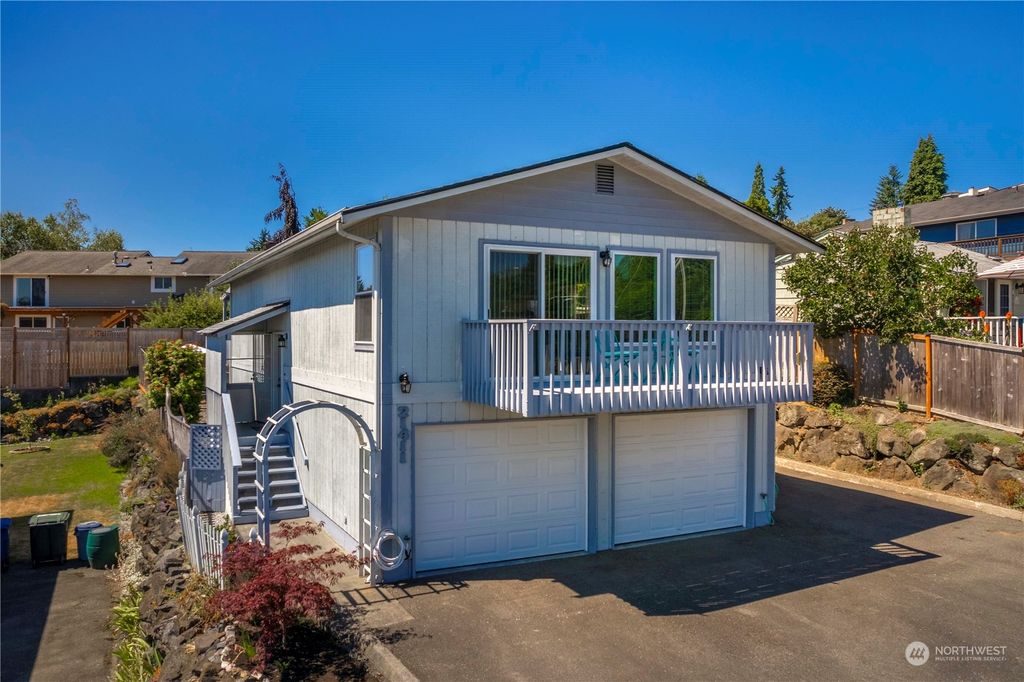 Photo of 21411 5th Place S, Des Moines, WA 98198 (MLS # 2146681)