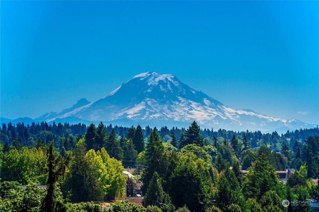 Photo of 21411 5th Place S, Des Moines, WA 98198 (MLS # 2146681)