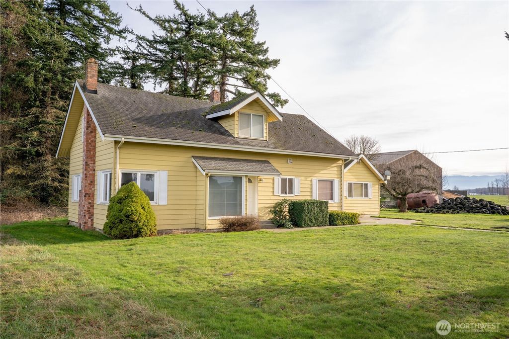 Photo of 1925 Hampton Road, Everson, WA 98247 (MLS # 2467619)