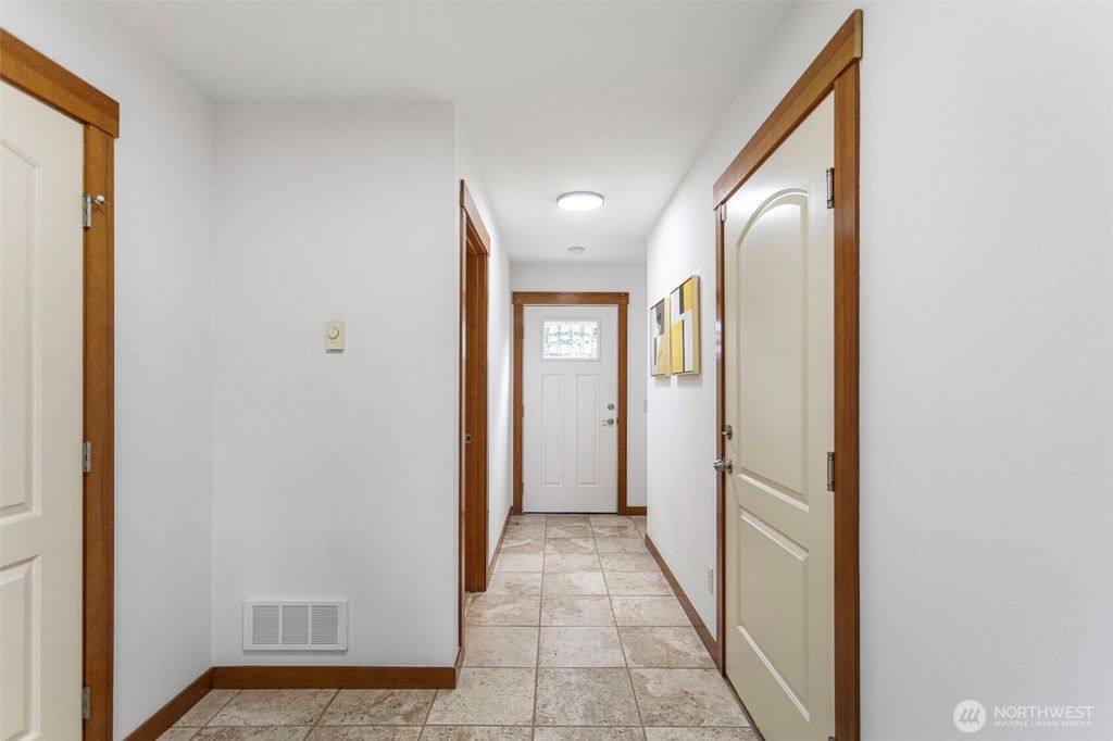 Photo of 14011 Roosevelt Way N, Seattle, WA 98133 (MLS # 2426628)