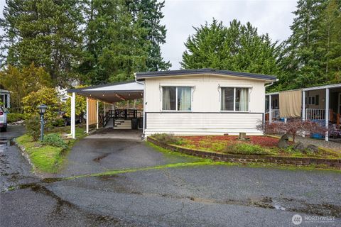 Photo of 5220 176th Street SW, Lynnwood, WA 98037 (MLS # 2464891)