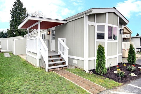 Photo of 210 37th ST ST SE # 35, Auburn, WA 98002 (MLS # 2533528)