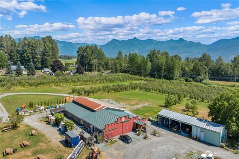 Photo of 8233 Sims Rd Rd, Sedro Woolley, WA 98284 (MLS # 2407561)