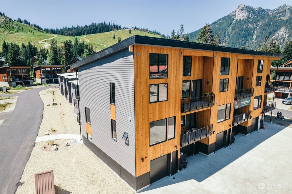 Photo of 41 Pass Life Way, Snoqualmie Pass, WA 98068 (MLS # 2171212)