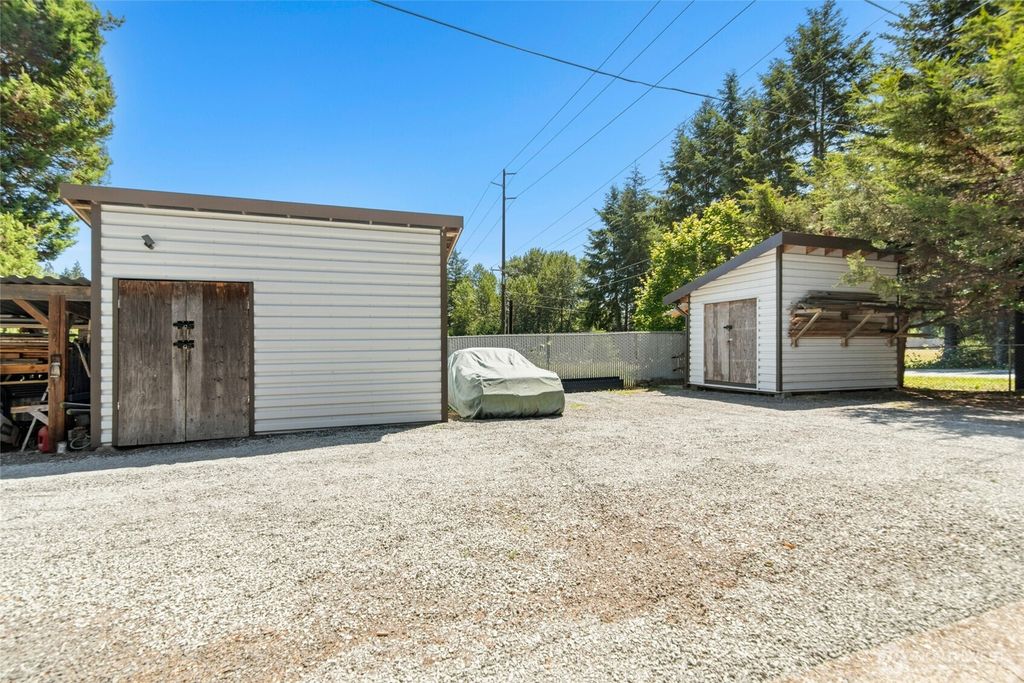Photo of 12515 84th Street NE, Lake Stevens, WA 98258 (MLS # 2401512)