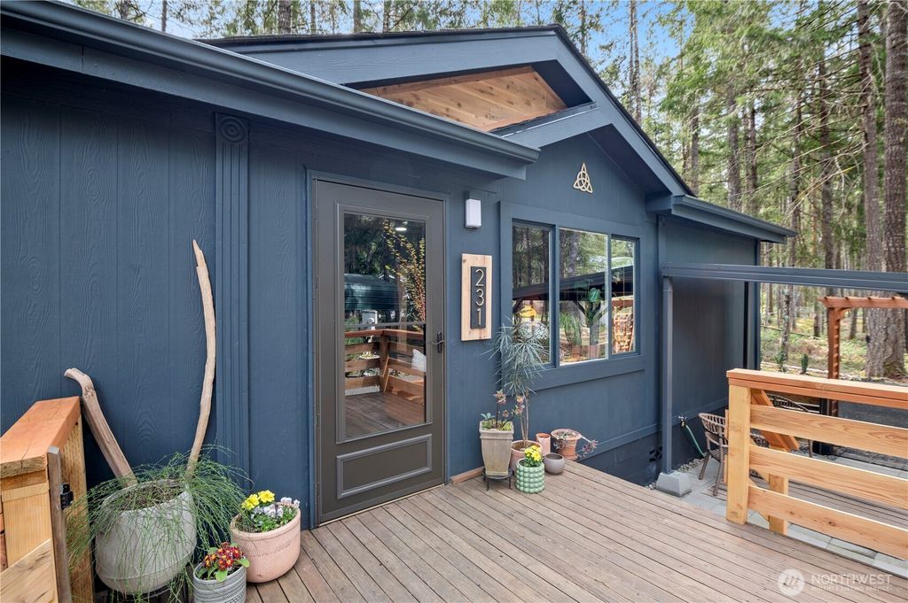 Photo of 231 N Olympic Way, Hoodsport, WA 98548 (MLS # 2510675)