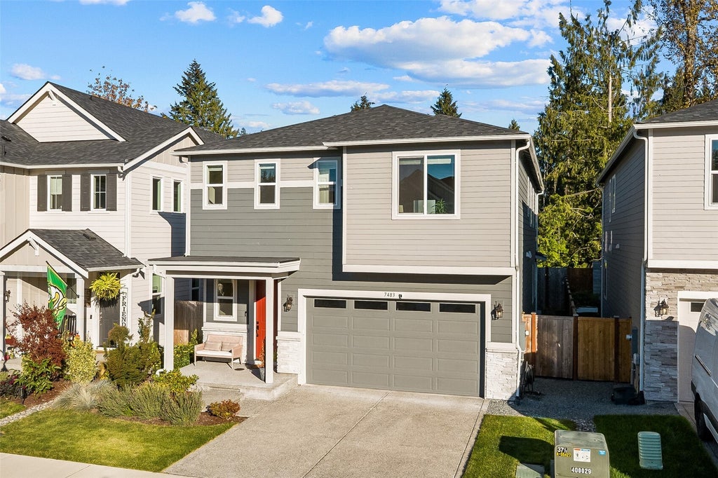 Photo of 7483 87th Dr NE DR, Marysville, WA 98270 (MLS # 2593659)