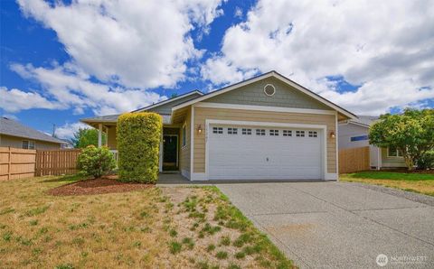 Photo of 15207 Carter Loop SE, Yelm, WA 98597 (MLS # 2549507)