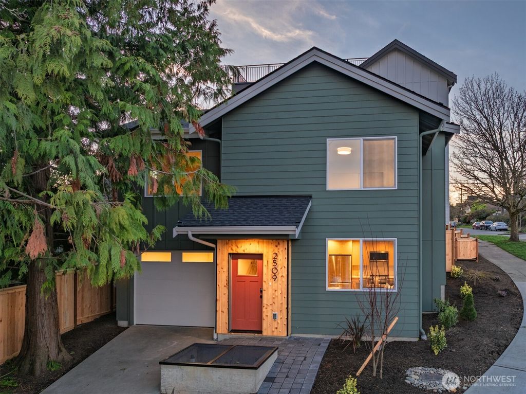 Photo of 2509 N 42nd Street, Seattle, WA 98103 (MLS # 2479081)